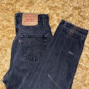 dark wash levi jeans